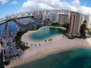 Гостиница Aqua Palms Waikiki #304 and #1112  Гонолулу
